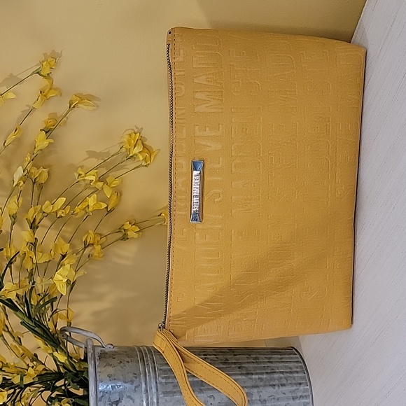 Steve Madden Monogram Clutch Purse Zip Large Wristlet Red Mauve Mustard - Picture 11 of 15